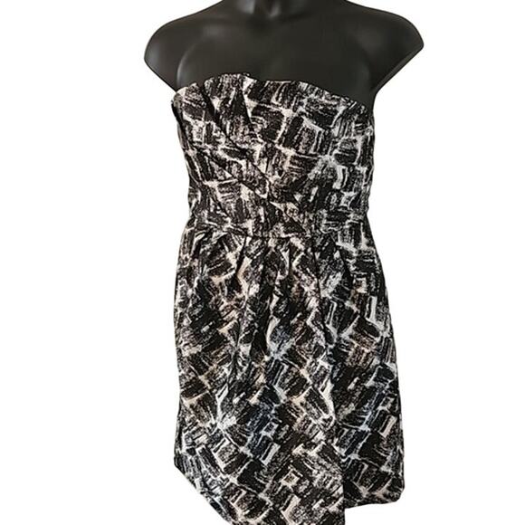 BCBGMaxAzria Max & Cleo Strapless Abstract Print Cocktail Dress Size 12 NWT - Picture 5 of 7